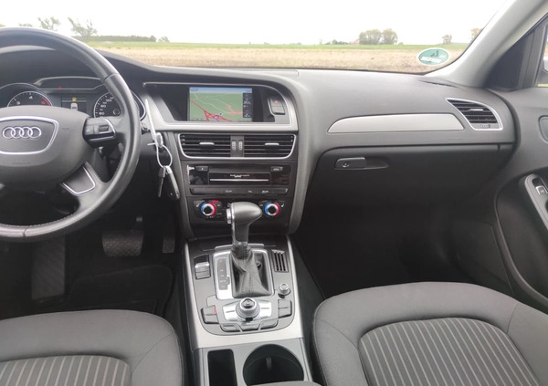 Audi A4 cena 49900 przebieg: 207000, rok produkcji 2013 z Gniezno małe 436